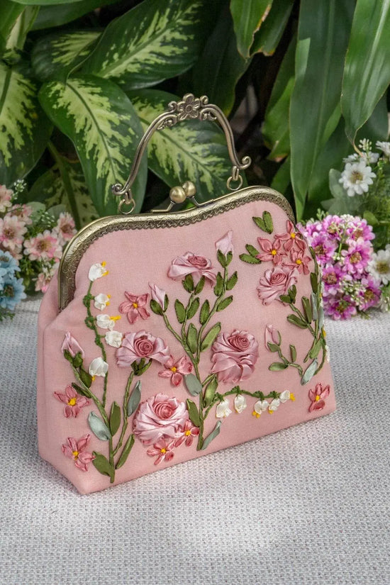 Luxury Unique Embroidered Pink Handbag - IVORYNN