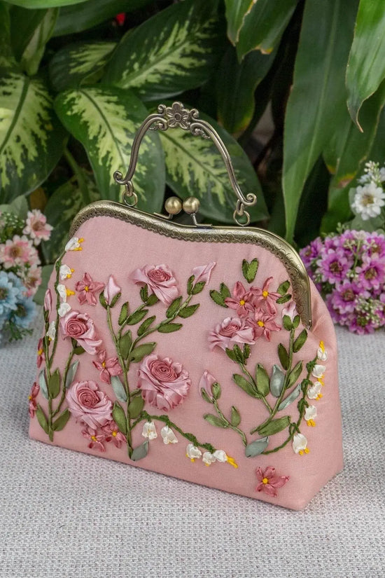 Luxury Unique Embroidered Pink Handbag - IVORYNN