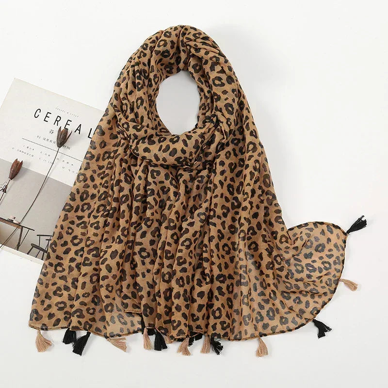 Vintage Warm Caramel Leopard Scarf