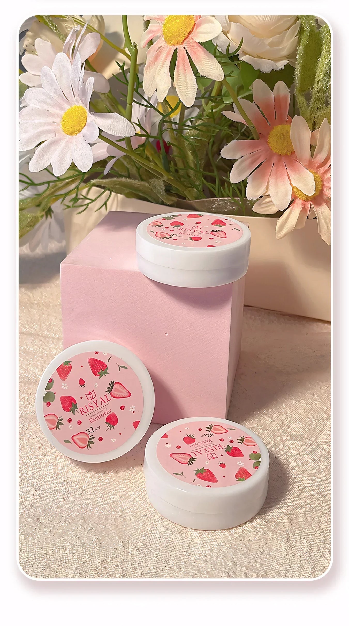 32 Pieces Nail Polish Remover Wipes