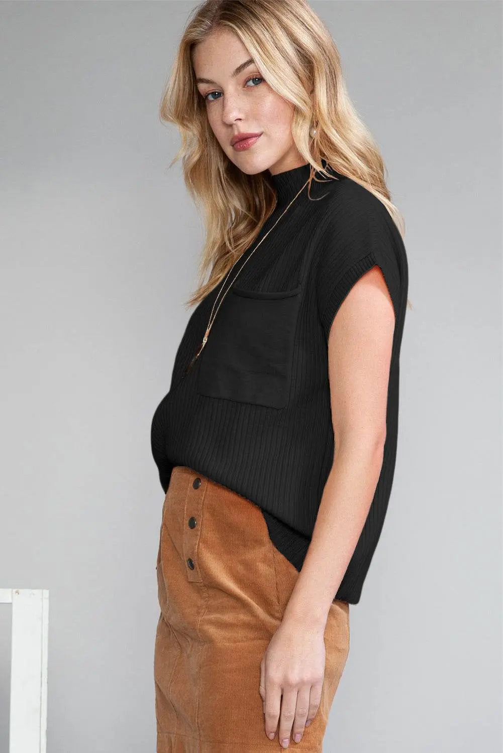 Oatmeal Patch Pocket Ribbed Knit Sweater - IVORYNN