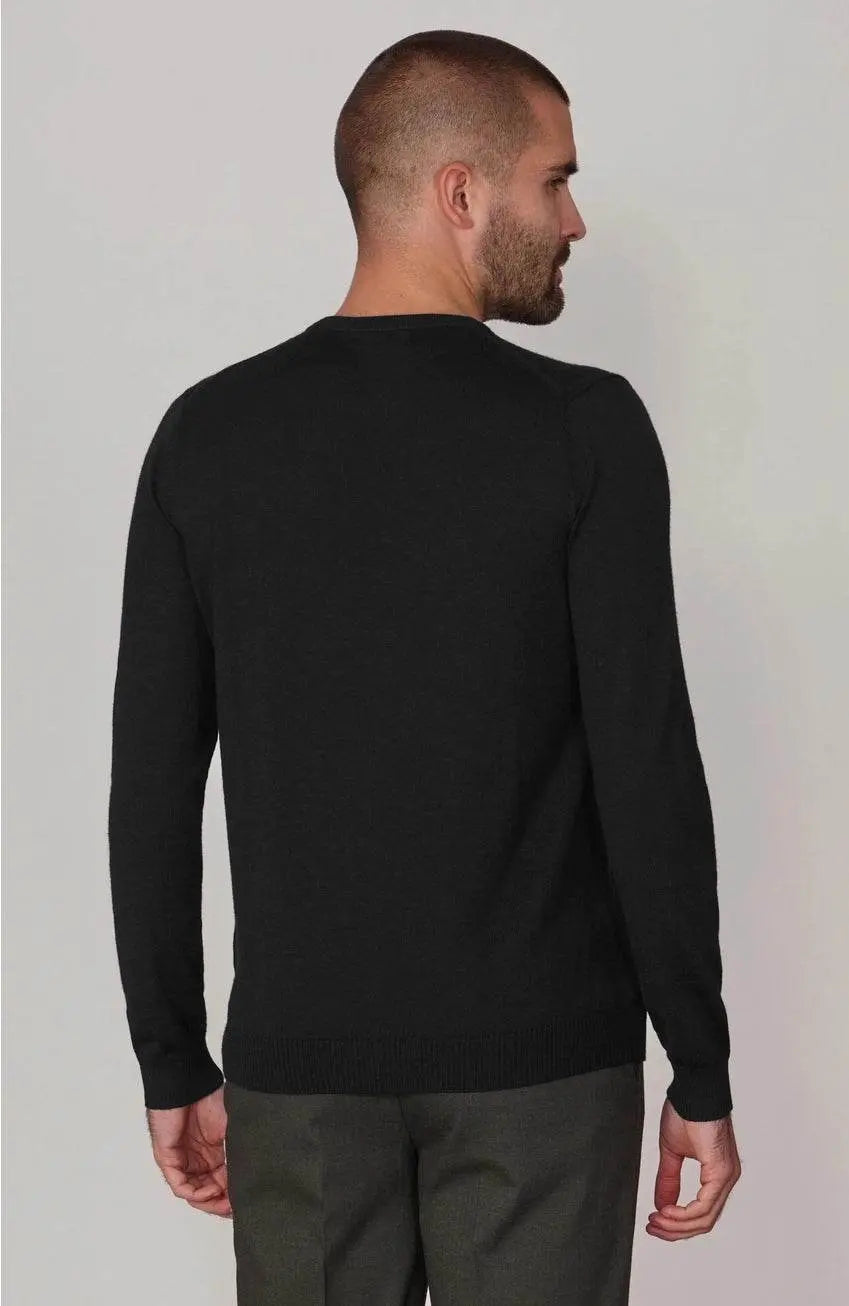 Premium Extra Fine Merino Wool Black Sweater - IVORYNN