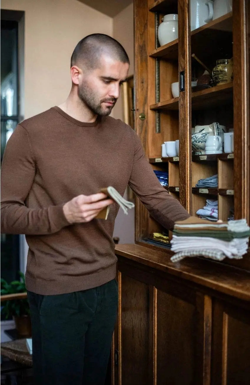 Premium Extra Fine Merino Wool Oak Brown Sweater - IVORYNN