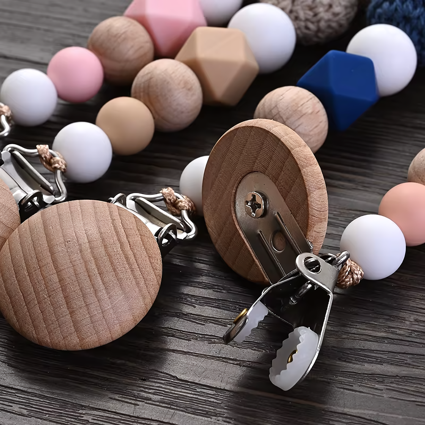 Woody Baby Wooden Pacifier Clip
