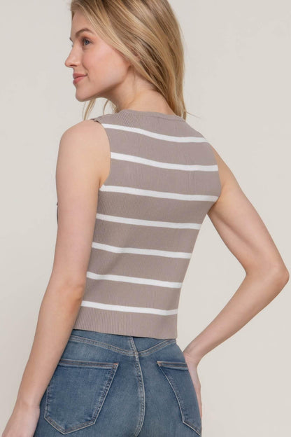 Sleeveless Diagonal Shape Stripe Spring Nude Sweater - IVORYNN