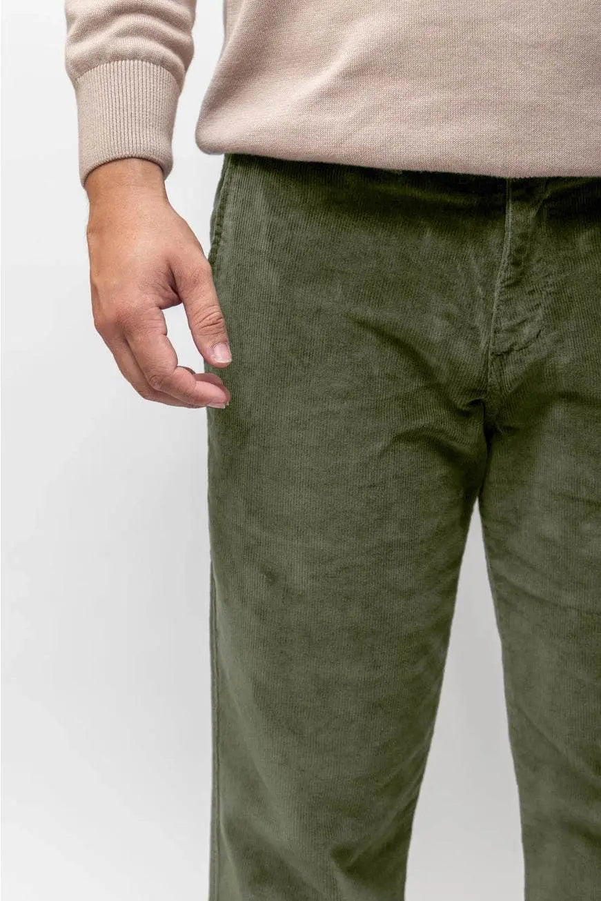 Soft Stretch Classic Hunting Green Corduroy Pants - IVORYNN