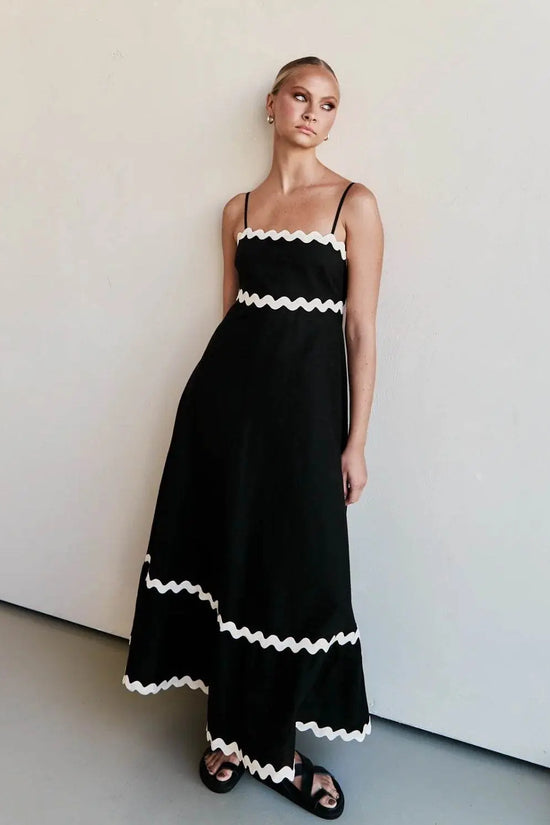 Spaghetti Strap Maxi Dress - IVORYNN