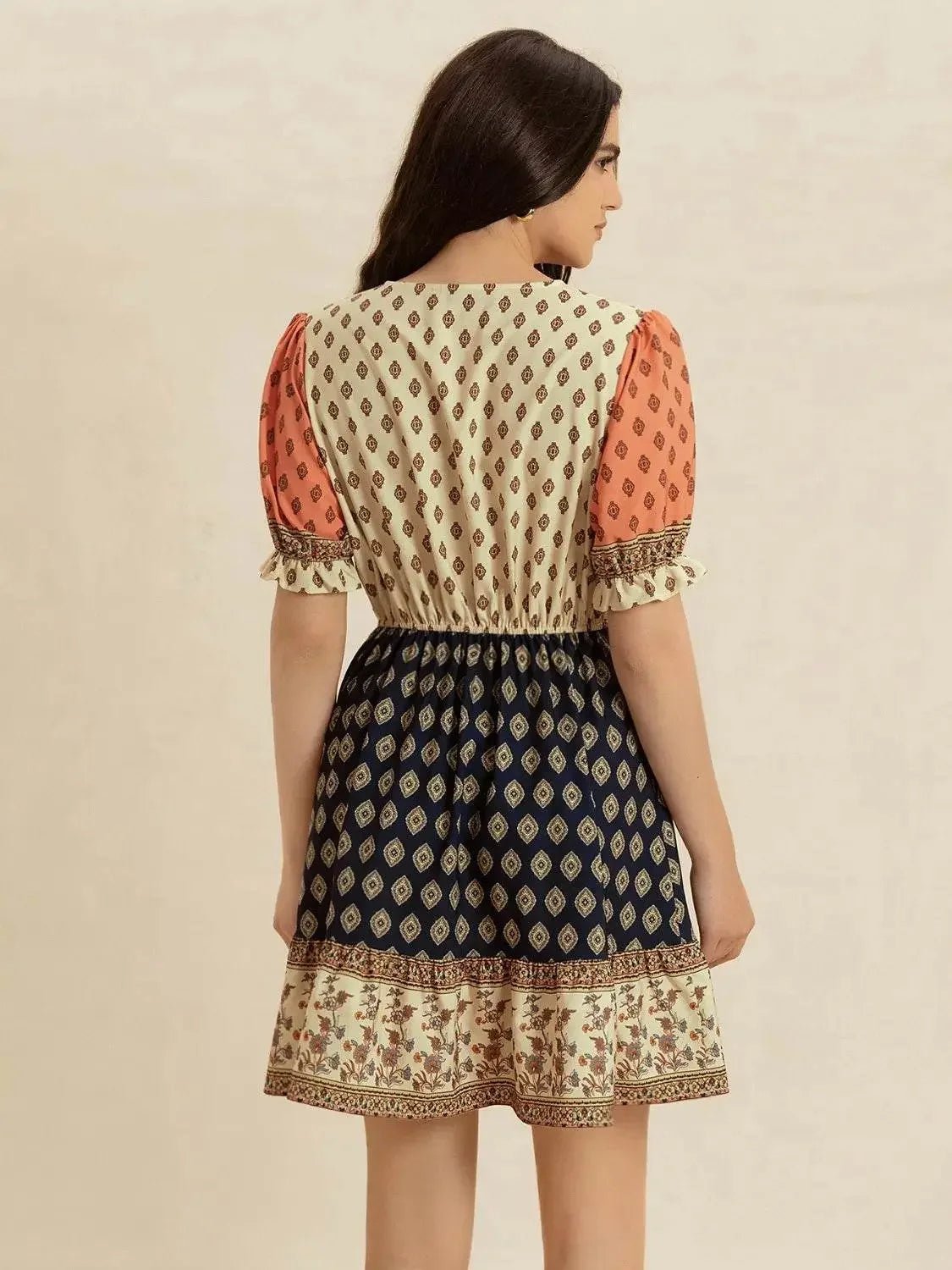 Spotted Mood Vintage V-Neck Short Sleeve Dress - IVORYNN