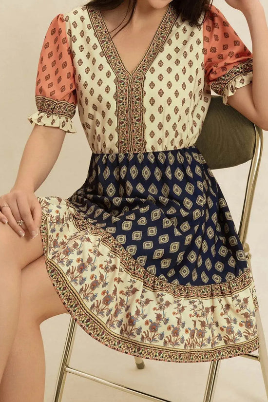 Spotted Mood Vintage V-Neck Short Sleeve Dress - IVORYNN