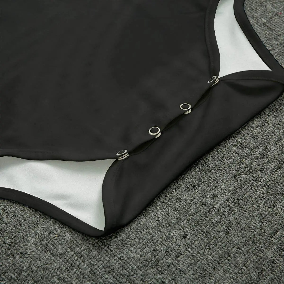 Stylish Black Baby Bodysuits - IVORYNN