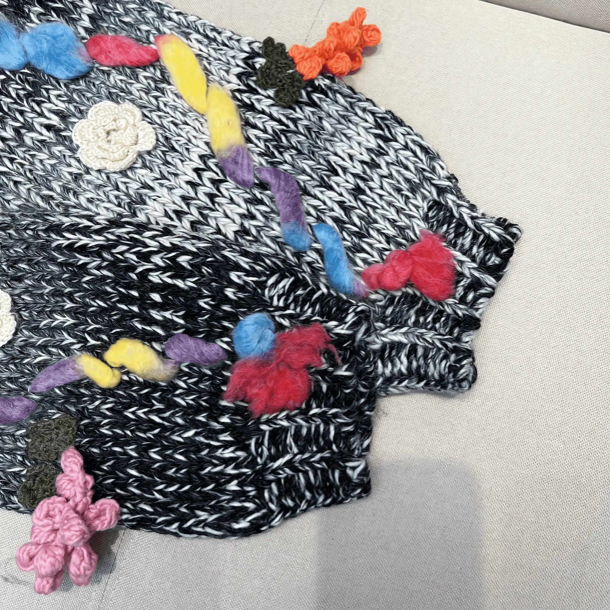 Vintage Handmade Knit Hook Flower Cardigan Coat - IVORYNN