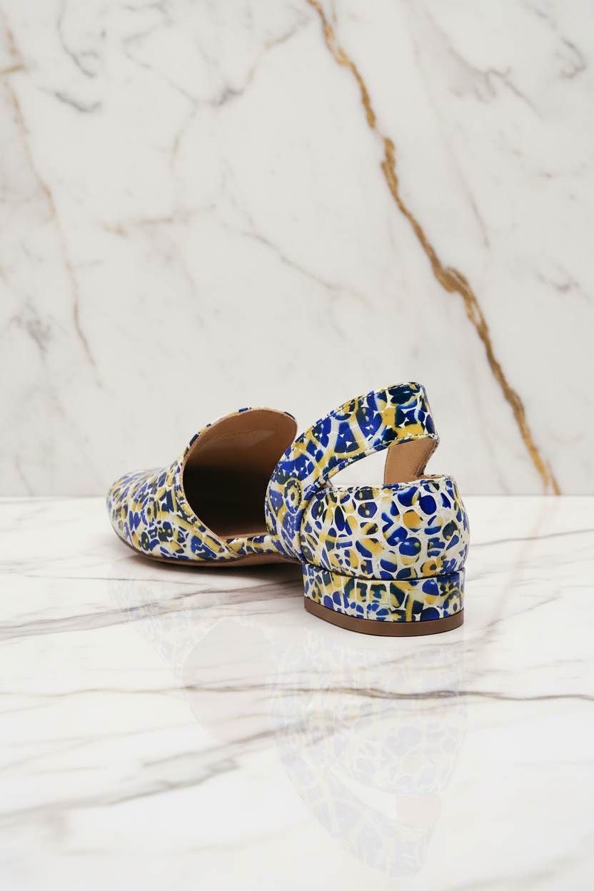 Back view flat loafer
