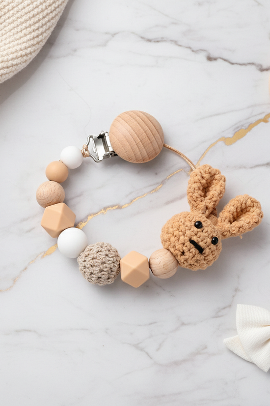 Beige Pacifier Clip Image 5