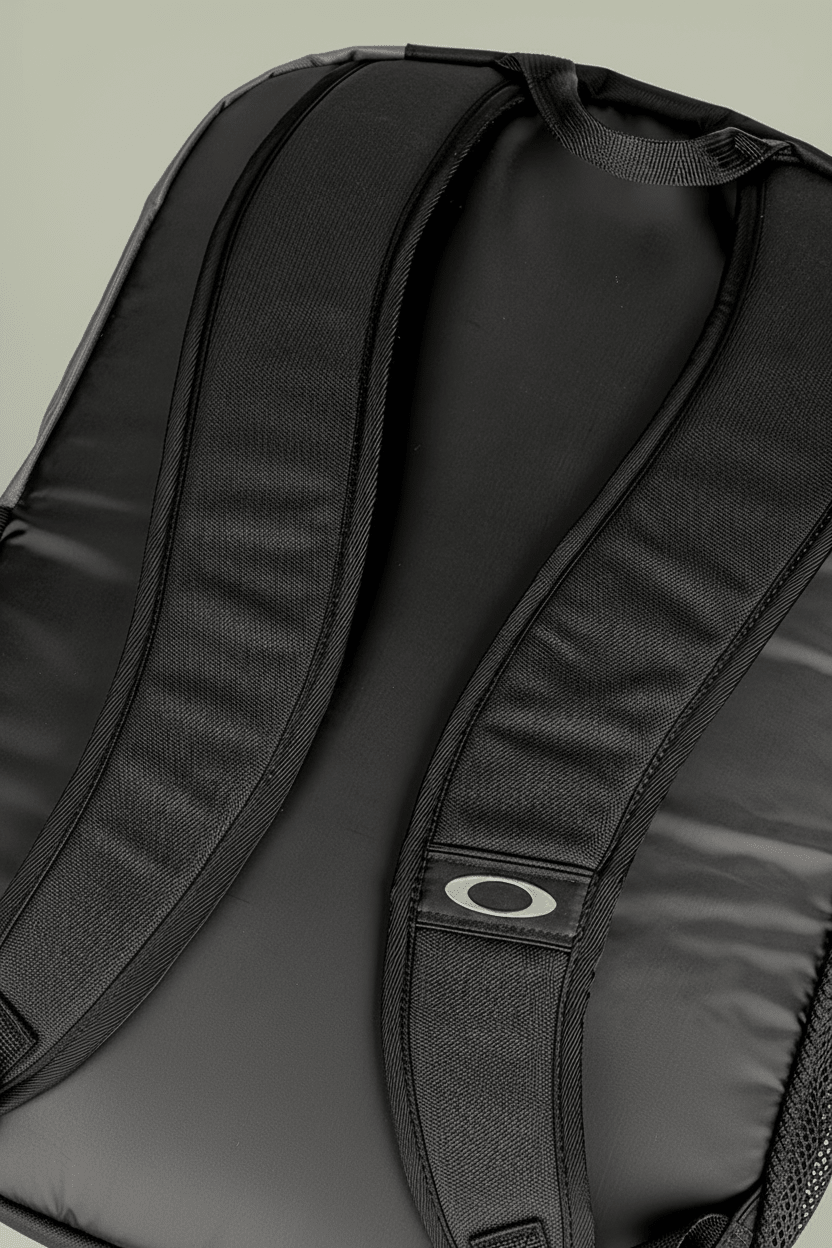 Black Shoulder Straps