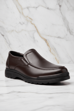 Brown shoe marble - low angle