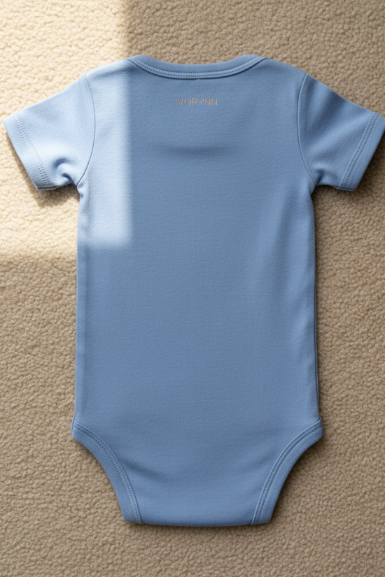 Close-up back view with IVORYNN branding on beige carpet