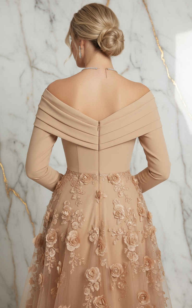 Close-up back zipper detail - Beige gown