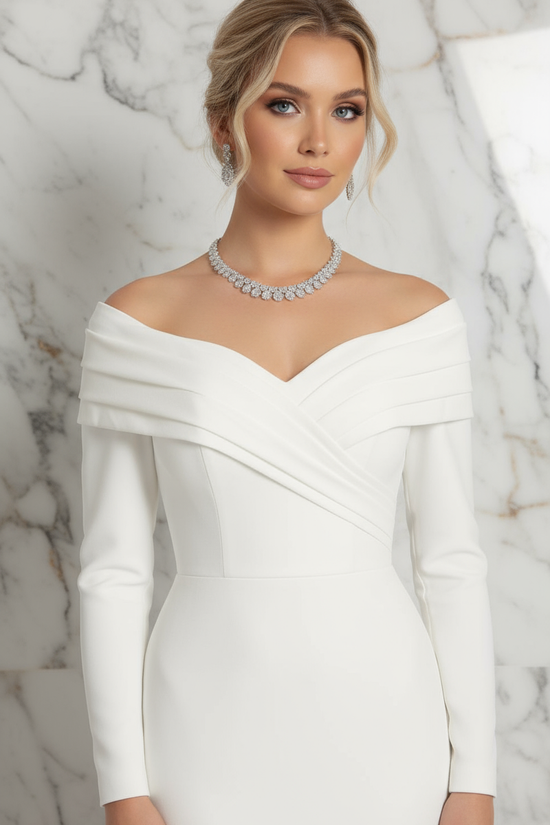Close-up neckline - White gown