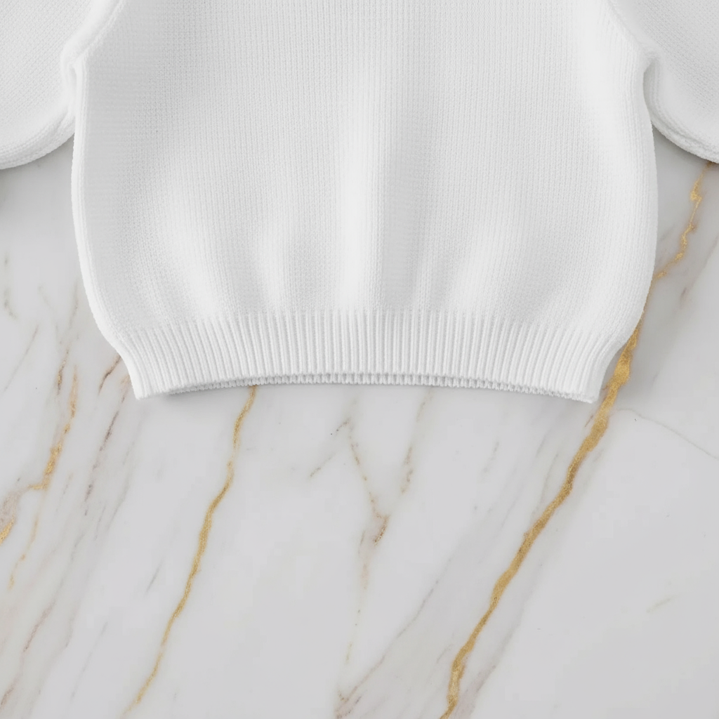 Close-up of hem and ribbing