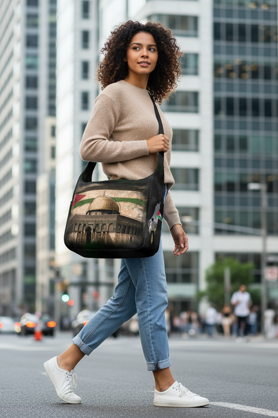 Close-up three-quarter view - woman in urban setting