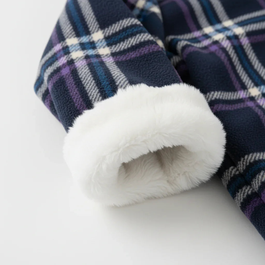 Cuff Detail