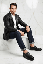 Fleece casual - sitting crossed