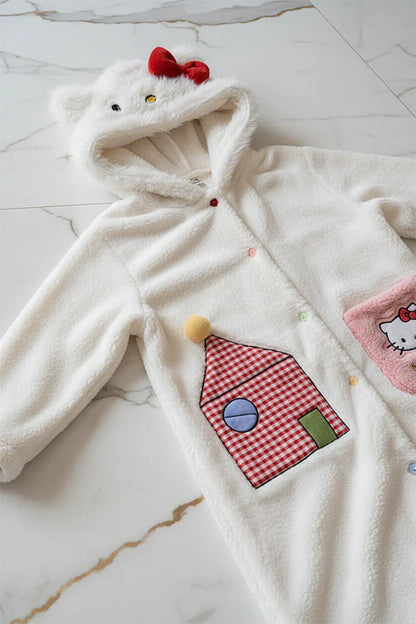 تفاصيل Hello Kitty والجيوب