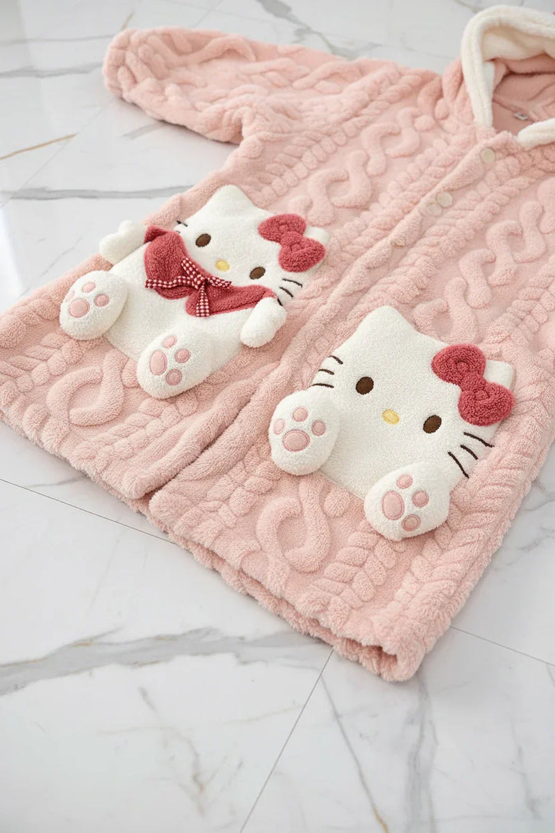 تفاصيل جيوب Hello Kitty