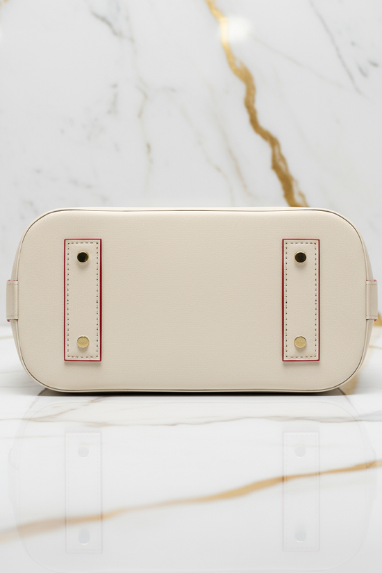 IVORYNN bag - bottom view on gold marble