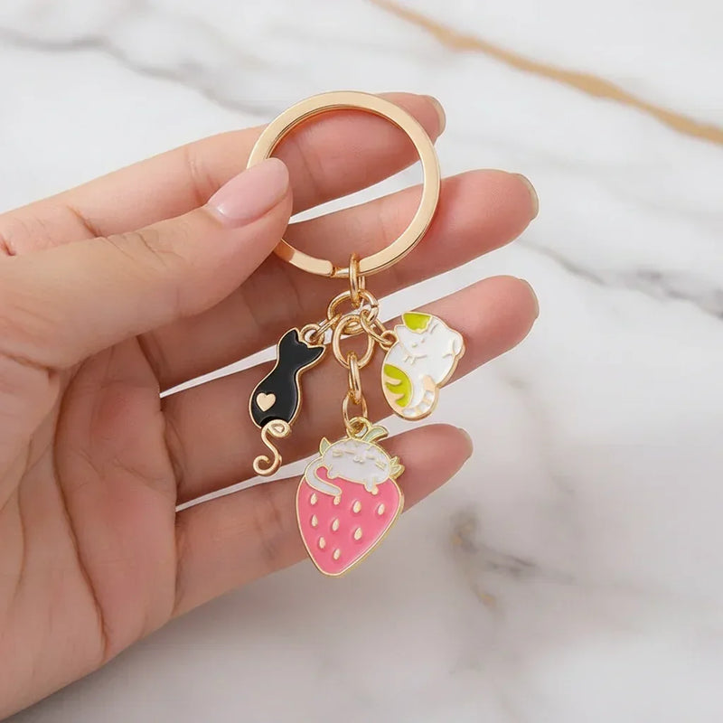 Keychain in feminine pose