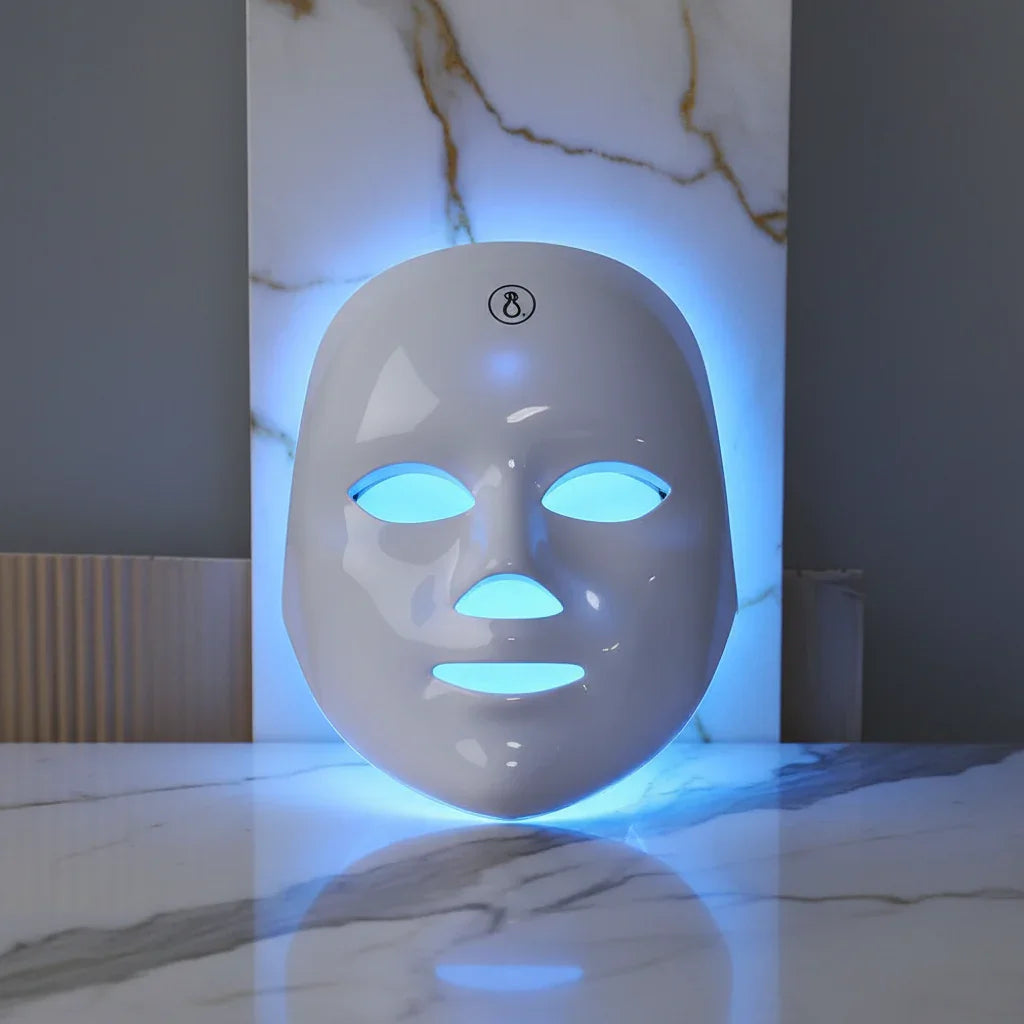 قناع بإضاءة LED زرقاء - خلفية رخامية كاملة