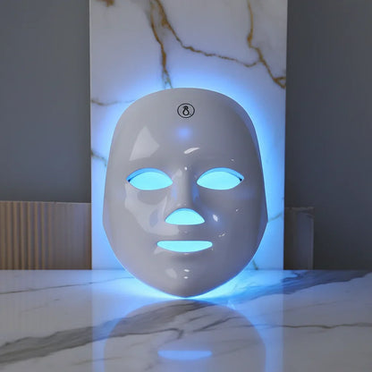 قناع بإضاءة LED زرقاء - خلفية رخامية كاملة