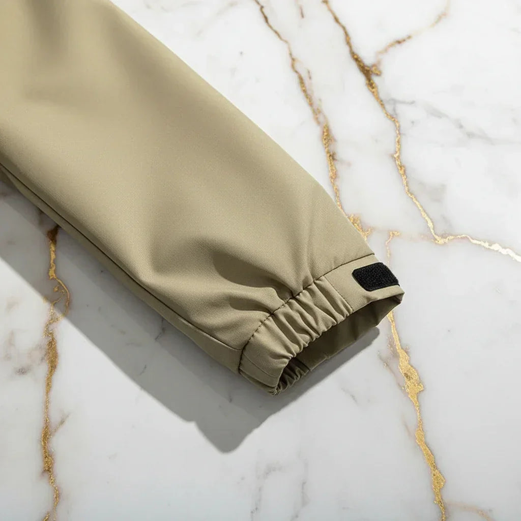 Lower sleeve with elastic cuff and black band