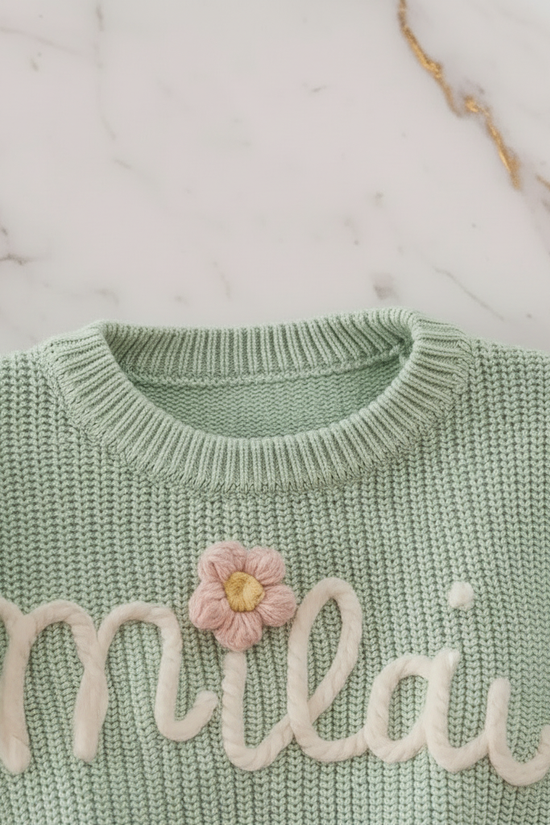 Neckline and collar detail