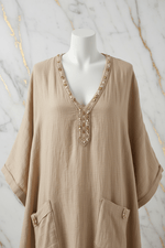 Neckline Detail