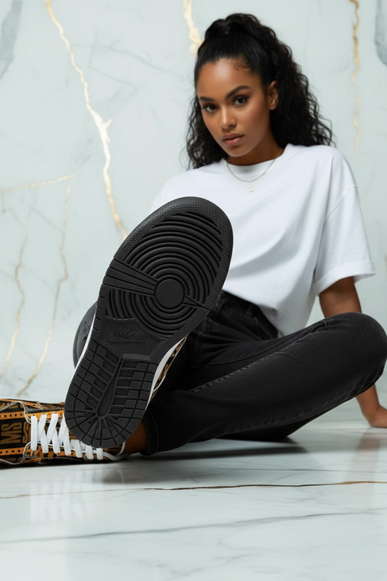 Orange Me Dunk Women Marble Sole View