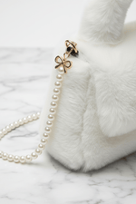 Pearl Chain Detail