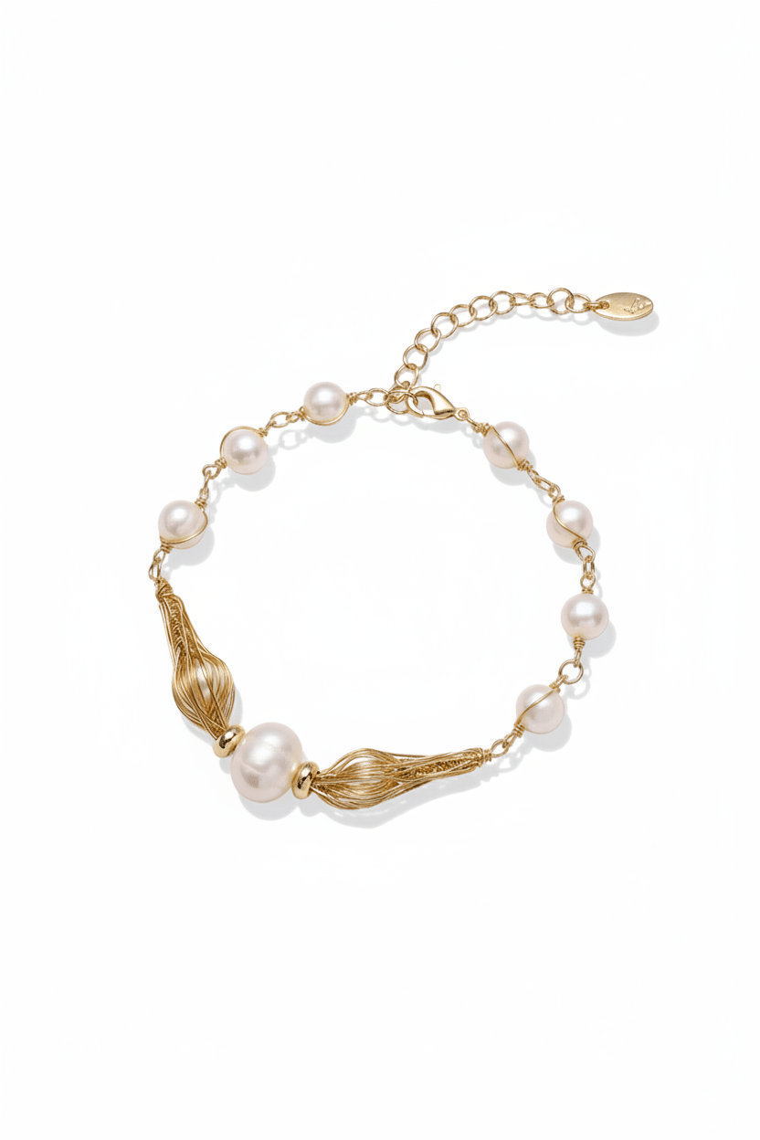 Pearl & Gold Bracelet - Vertical