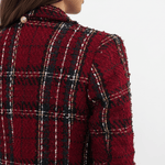 Shoulder Detail