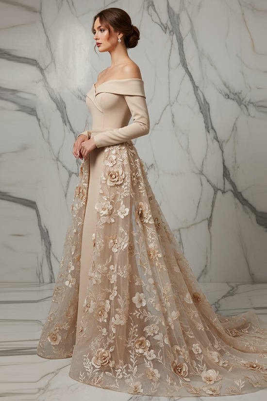 Side profile - Beige gown