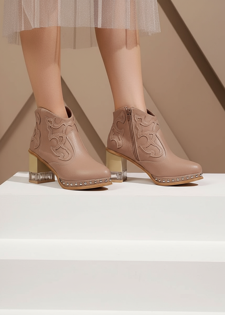 Side profile showing embroidery