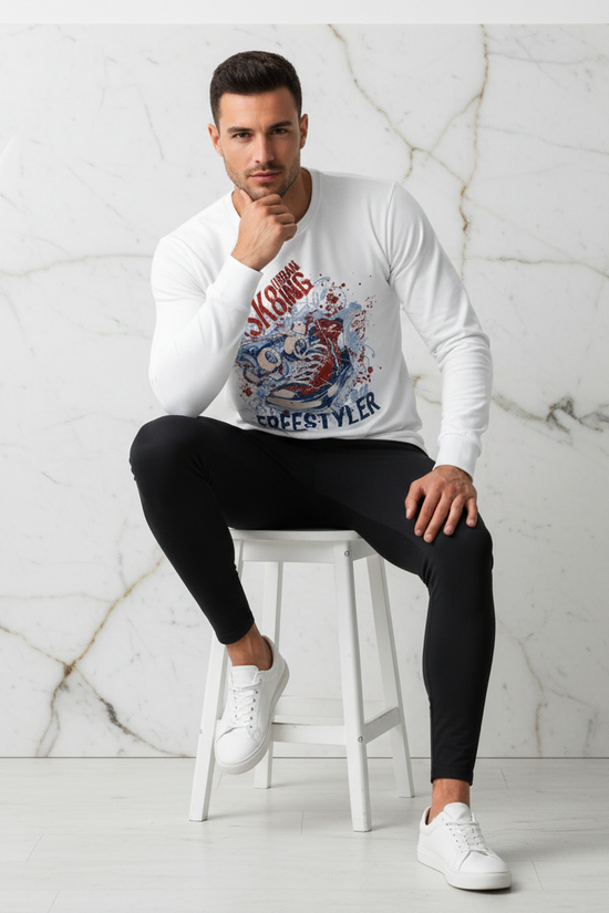 SK8 Sweatshirt Seated