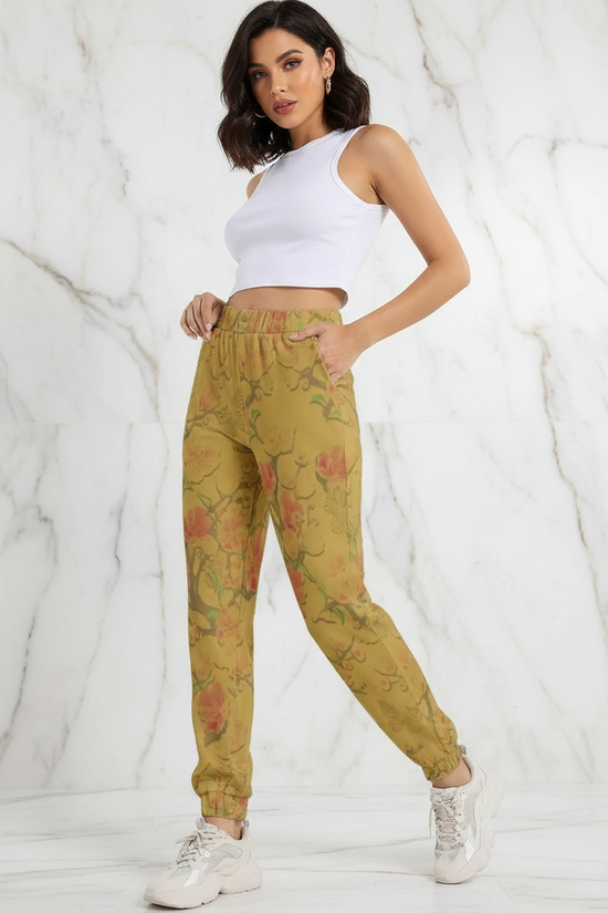 Three-quarter dynamic pose