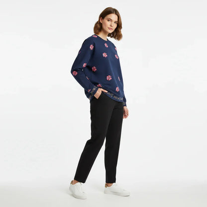 Three-quarter view studio